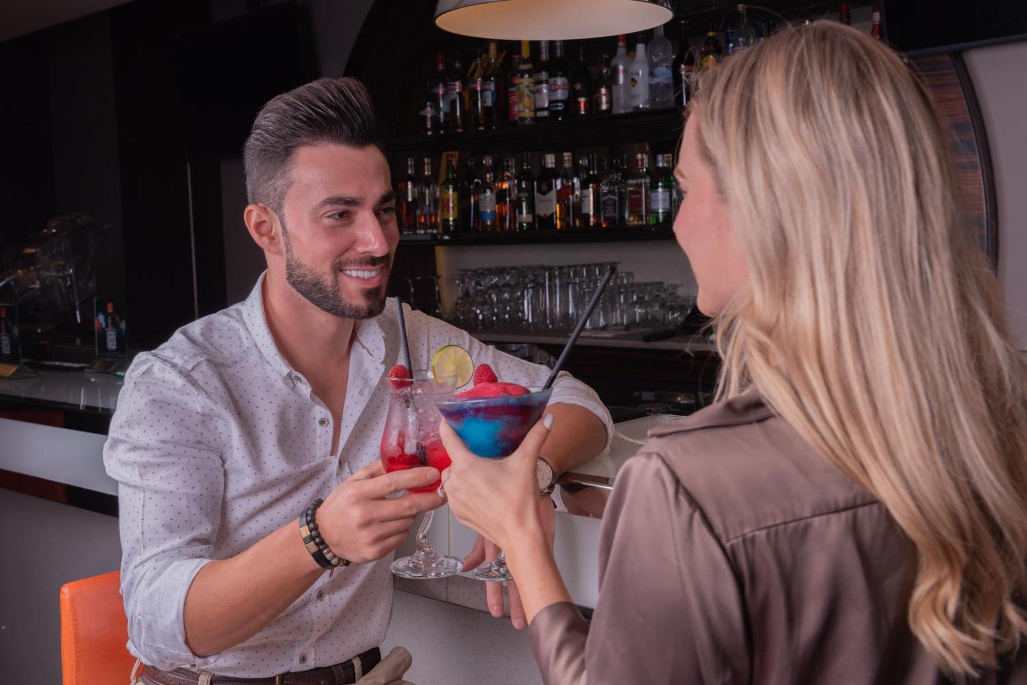 होटल Centro Al Manhal By Rotana Abu Dhabi