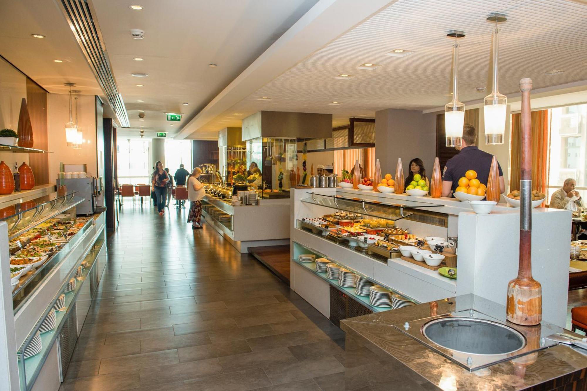 Centro Al Manhal By Rotana 3*