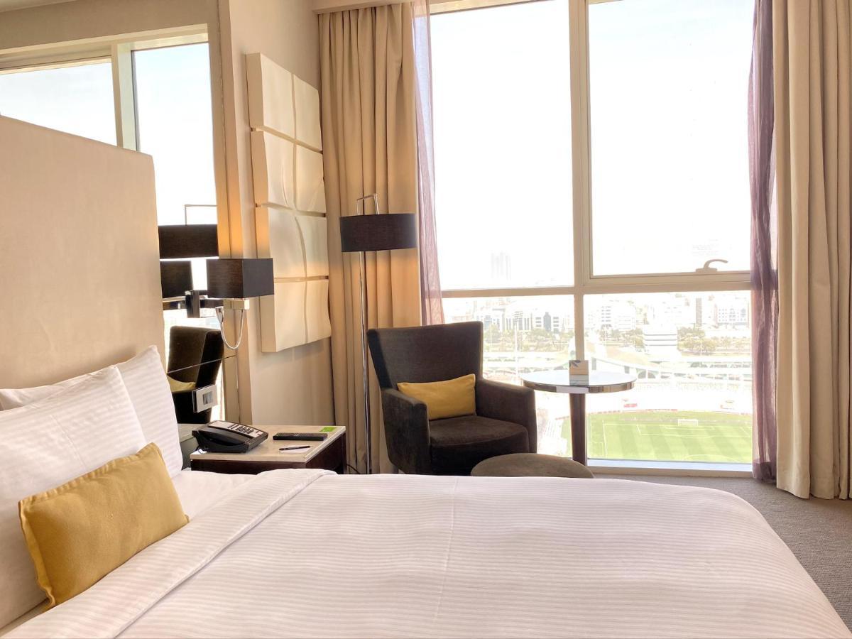 Centro Al Manhal By Rotana होटल